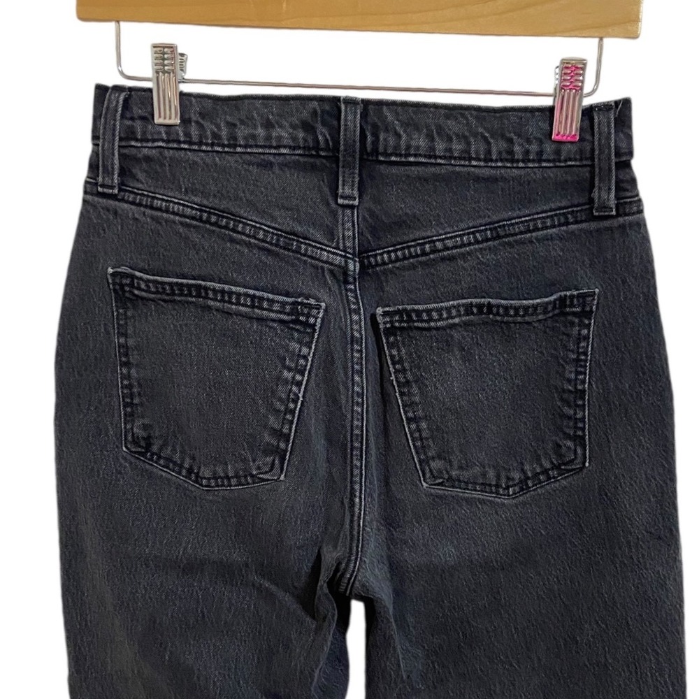 Universal Thread Women's Black Distressed‎ Vintage Straight Leg Jeans Size 2 26R - Picture 9 of 10